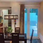 招待所 House Lipo 马卡尔斯卡