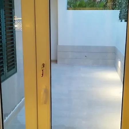 بيت ضيافة House Lipo 3*