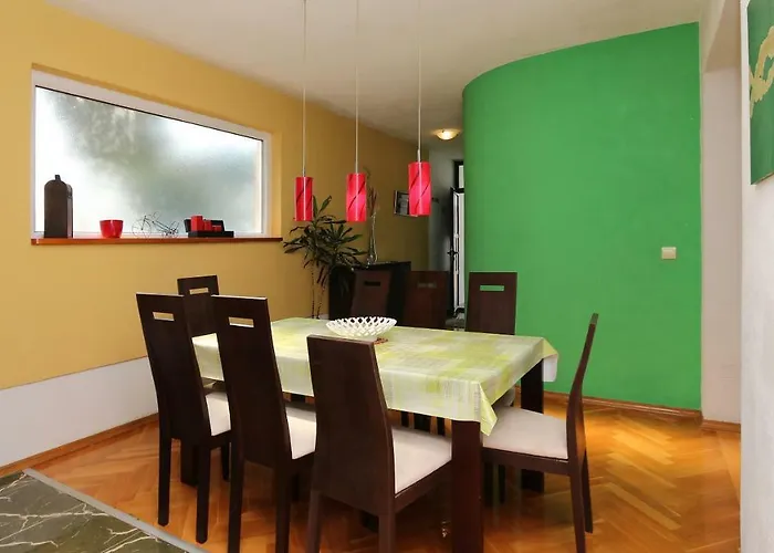 House Lipo Pensionat Makarska