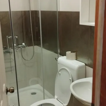 Гостьовий будинок House Lipo Макарська