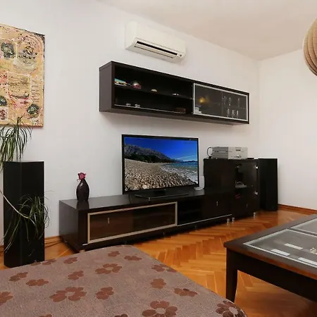 House Lipo Гостьовий будинок