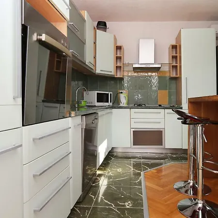 Pensionat House Lipo