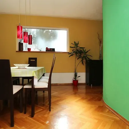 Gostinjska kuća House Lipo