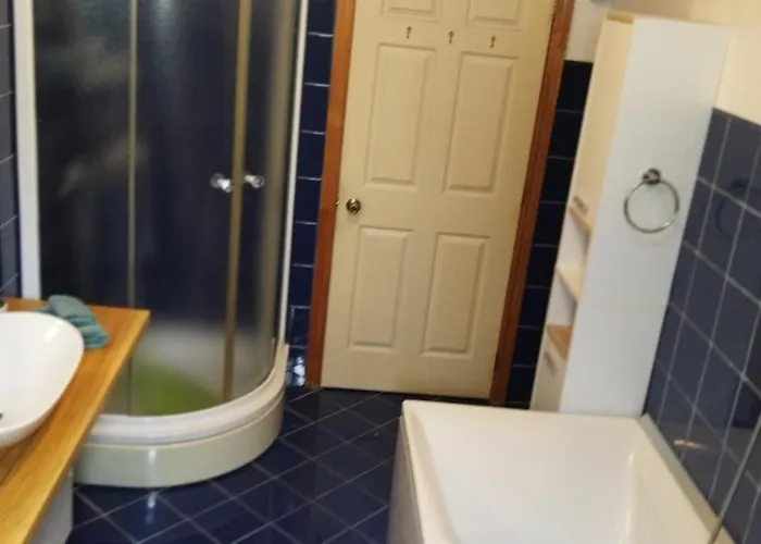 House Lipo Guest house