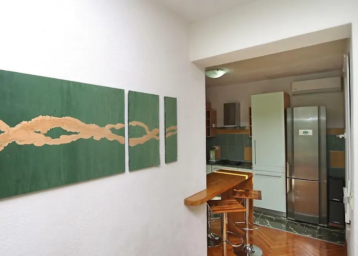 House Lipo Guest house 3*